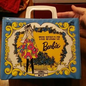 VINTAGE 1970s Barbie Lunchbox &Thermos Set